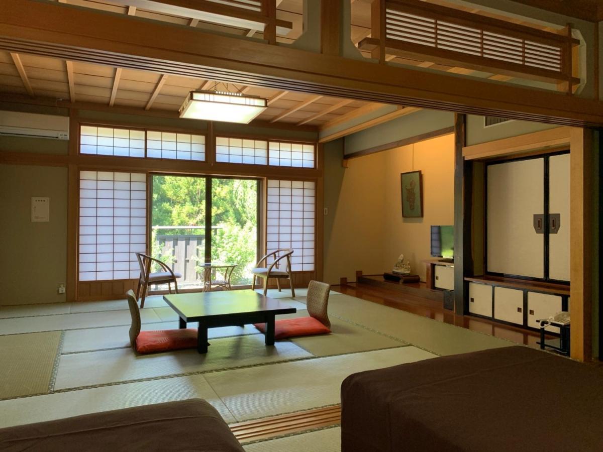 Отель Yamanosho Yuzawa  Экстерьер фото